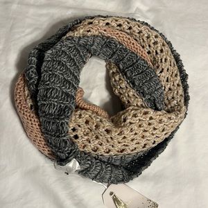 Boutique 2 Chic Chunky Knit Infinity Scarf Cream Brown Teal OS NWT